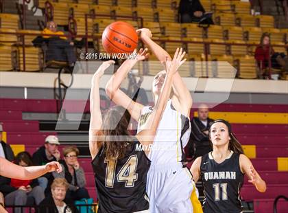 Thumbnail 2 in Quanah vs. Bellevue (Fantasy of Lights) photogallery.