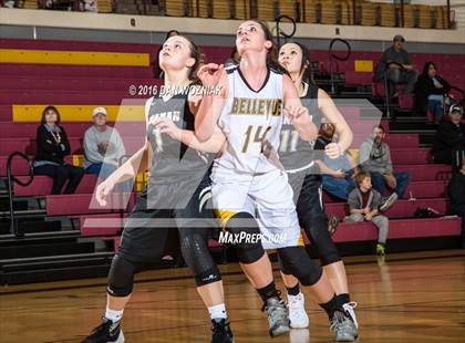 Thumbnail 2 in Quanah vs. Bellevue (Fantasy of Lights) photogallery.