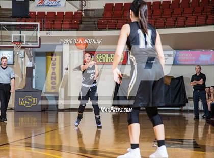 Thumbnail 3 in Quanah vs. Bellevue (Fantasy of Lights) photogallery.