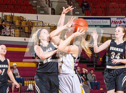 Thumbnail 2 in Quanah vs. Bellevue (Fantasy of Lights) photogallery.