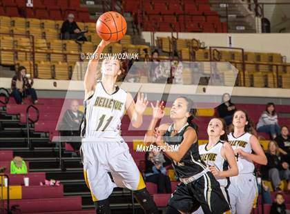 Thumbnail 1 in Quanah vs. Bellevue (Fantasy of Lights) photogallery.