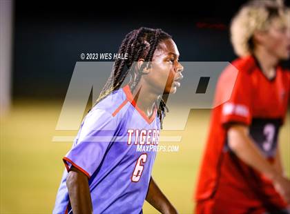 Thumbnail 3 in South Panola @ Center Hill photogallery.
