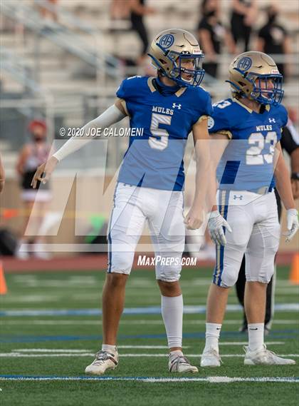 Thumbnail 3 in Churchill vs Alamo Heights photogallery.