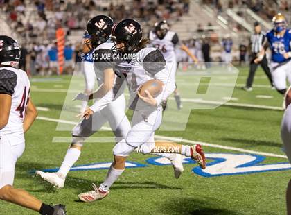 Thumbnail 2 in Churchill vs Alamo Heights photogallery.