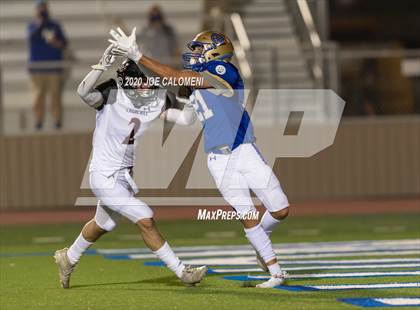 Thumbnail 3 in Churchill vs Alamo Heights photogallery.