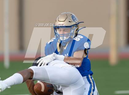 Thumbnail 2 in Churchill vs Alamo Heights photogallery.