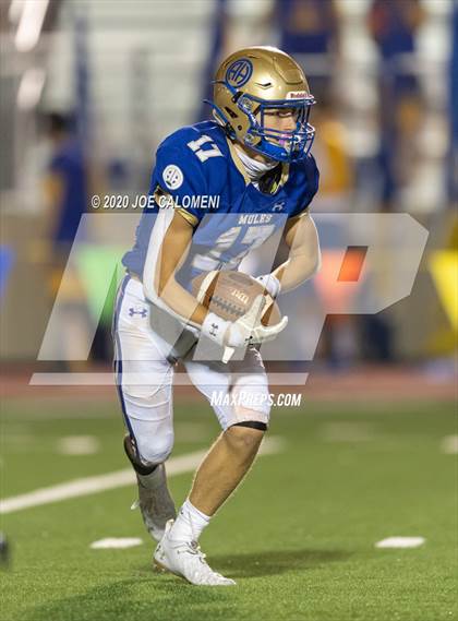 Thumbnail 3 in Churchill vs Alamo Heights photogallery.