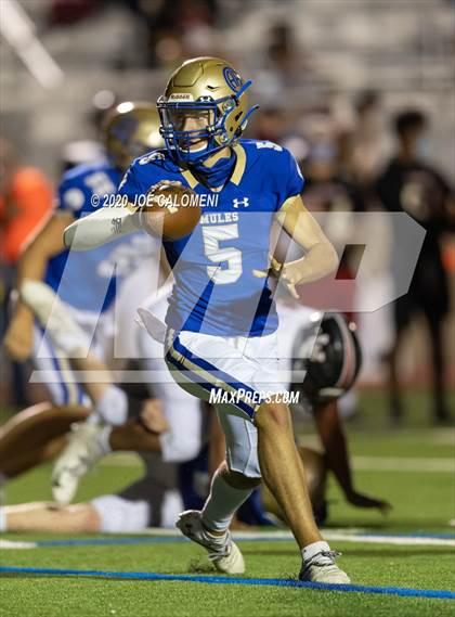 Thumbnail 1 in Churchill vs Alamo Heights photogallery.