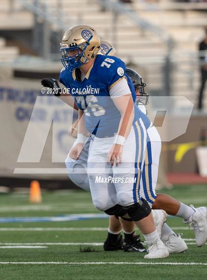 Thumbnail 3 in Churchill vs Alamo Heights photogallery.