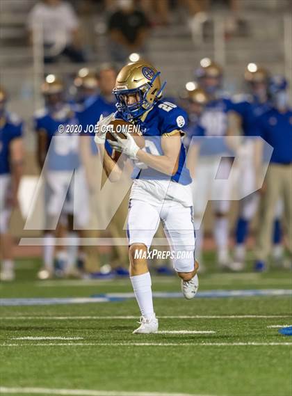 Thumbnail 2 in Churchill vs Alamo Heights photogallery.