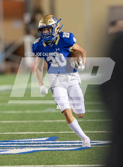 Thumbnail 2 in Churchill vs Alamo Heights photogallery.