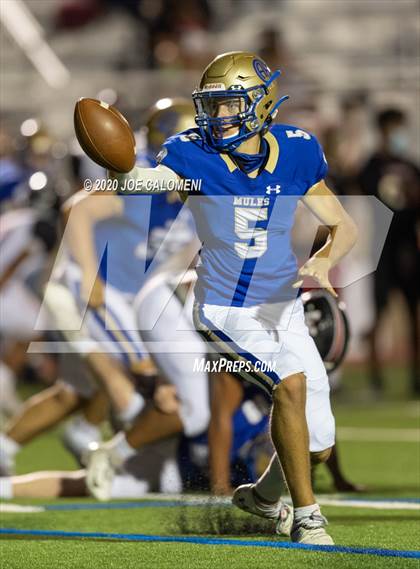 Thumbnail 2 in Churchill vs Alamo Heights photogallery.