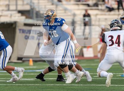 Thumbnail 2 in Churchill vs Alamo Heights photogallery.