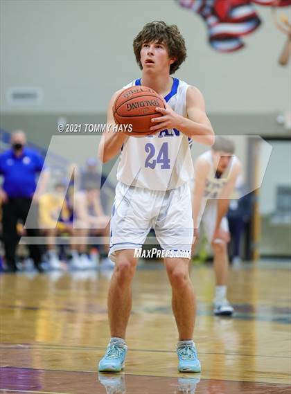 Thumbnail 3 in Brock @ Lipan photogallery.