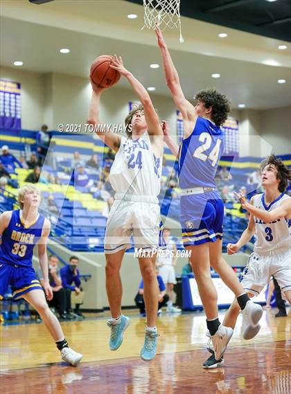 Thumbnail 1 in Brock @ Lipan photogallery.