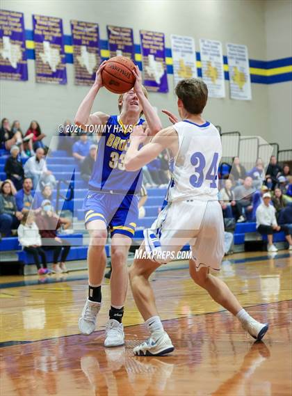 Thumbnail 2 in Brock @ Lipan photogallery.