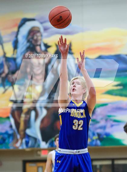 Thumbnail 3 in Brock @ Lipan photogallery.