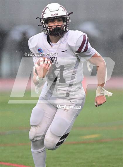 Thumbnail 1 in North Haven @ Windsor (CIAC Class MM Semifinal) photogallery.