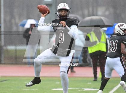 Thumbnail 2 in North Haven @ Windsor (CIAC Class MM Semifinal) photogallery.