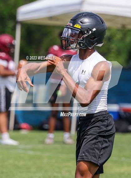 Thumbnail 1 in Blytheville vs Bolton (U of Memphis 7v7) photogallery.