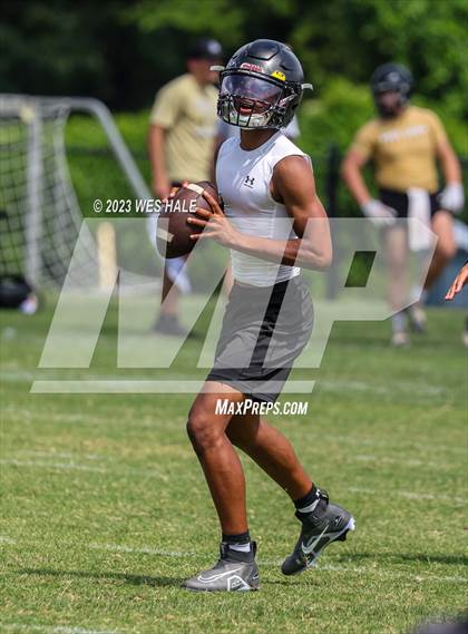 Thumbnail 1 in Blytheville vs Bolton (U of Memphis 7v7) photogallery.