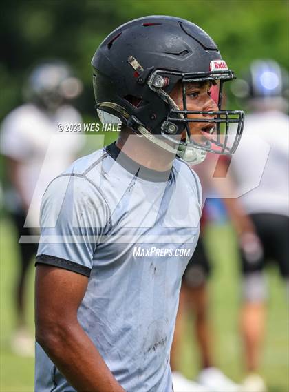 Thumbnail 2 in Blytheville vs Bolton (U of Memphis 7v7) photogallery.