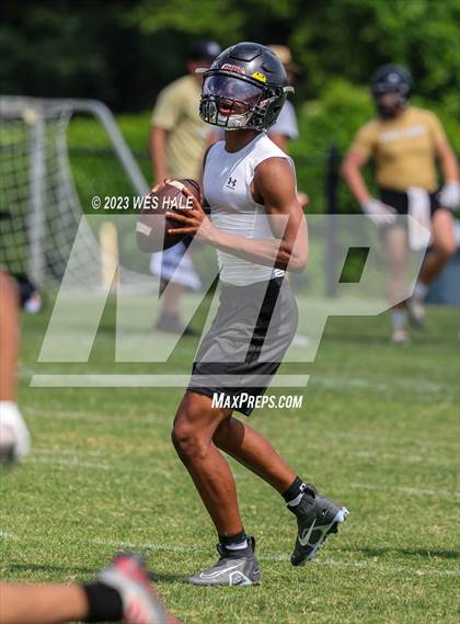 Thumbnail 3 in Blytheville vs Bolton (U of Memphis 7v7) photogallery.