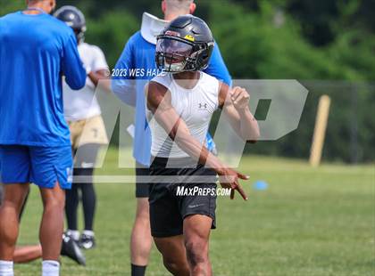 Thumbnail 2 in Blytheville vs Bolton (U of Memphis 7v7) photogallery.