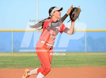 Thumbnail 3 in Arbor View @ Centennial (NIAA 5A 2nd Round Playoff) photogallery.