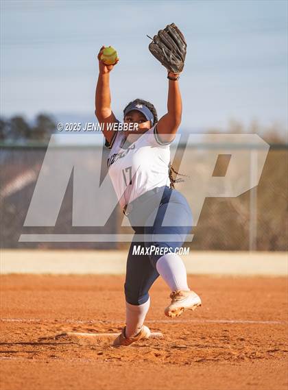 Thumbnail 2 in Silverado @ Spring Valley photogallery.