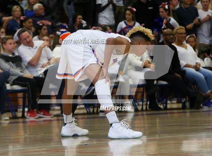 Thumbnail 2 in Westlake vs Thousand Oaks photogallery.
