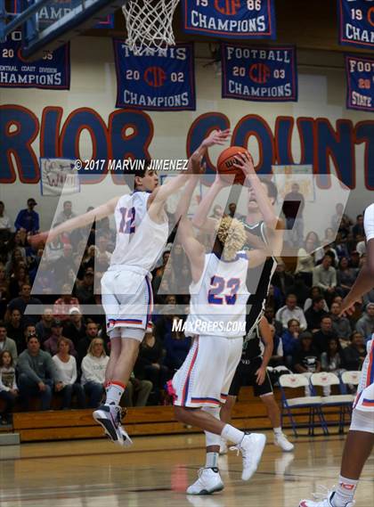Thumbnail 1 in Westlake vs Thousand Oaks photogallery.