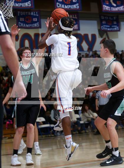 Thumbnail 1 in Westlake vs Thousand Oaks photogallery.