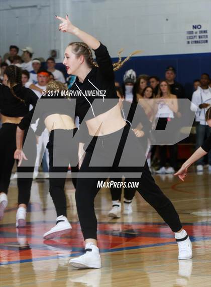 Thumbnail 2 in Westlake vs Thousand Oaks photogallery.