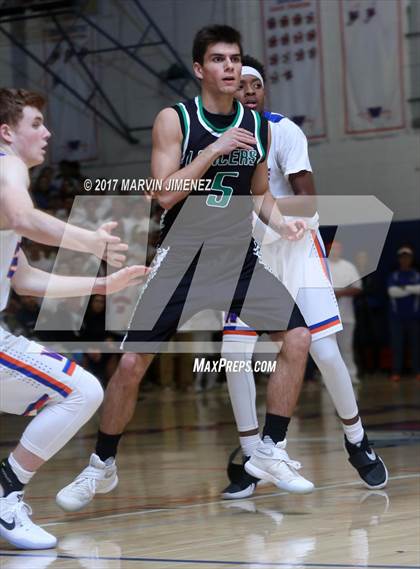 Thumbnail 3 in Westlake vs Thousand Oaks photogallery.