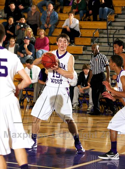 Thumbnail 2 in Pomona @ Arvada West photogallery.