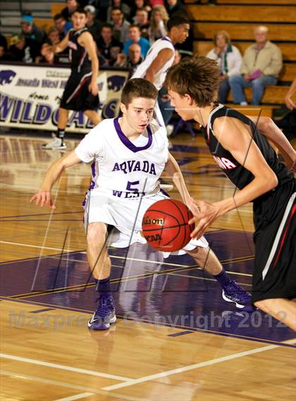 Thumbnail 2 in Pomona @ Arvada West photogallery.