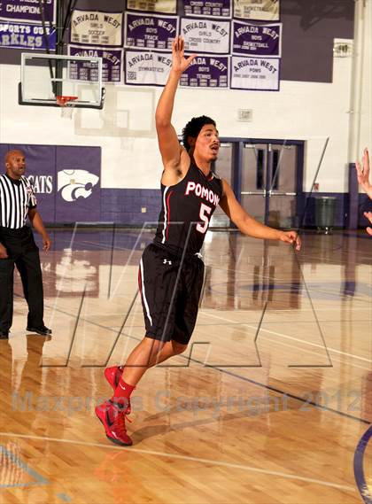Thumbnail 2 in Pomona @ Arvada West photogallery.