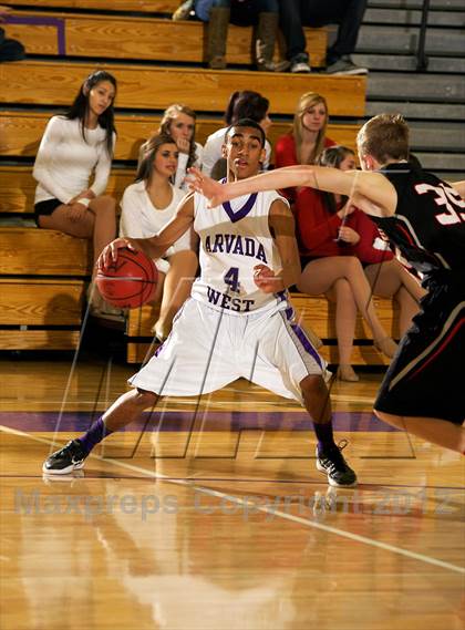 Thumbnail 1 in Pomona @ Arvada West photogallery.