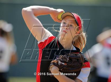 Thumbnail 2 in  Notre Dame (SO)  @ Harvard-Westlake photogallery.