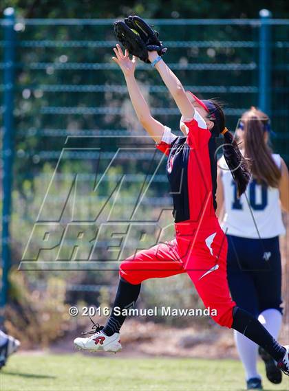Thumbnail 2 in  Notre Dame (SO)  @ Harvard-Westlake photogallery.