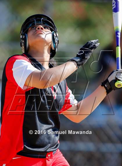 Thumbnail 1 in  Notre Dame (SO)  @ Harvard-Westlake photogallery.