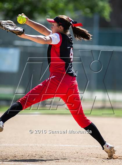 Thumbnail 3 in  Notre Dame (SO)  @ Harvard-Westlake photogallery.
