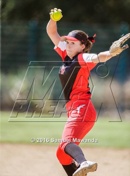 Thumbnail 3 in  Notre Dame (SO)  @ Harvard-Westlake photogallery.