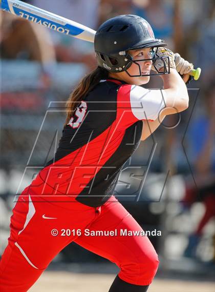 Thumbnail 3 in  Notre Dame (SO)  @ Harvard-Westlake photogallery.