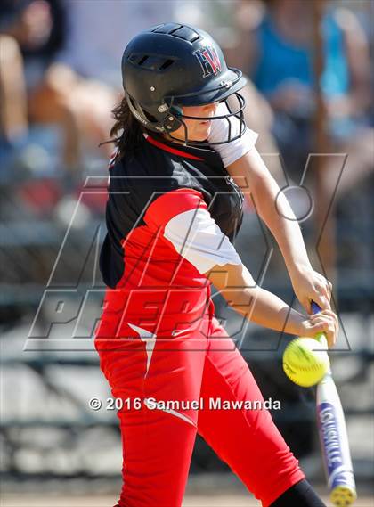 Thumbnail 3 in  Notre Dame (SO)  @ Harvard-Westlake photogallery.