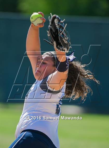 Thumbnail 3 in  Notre Dame (SO)  @ Harvard-Westlake photogallery.