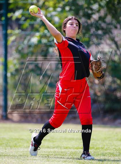 Thumbnail 2 in  Notre Dame (SO)  @ Harvard-Westlake photogallery.