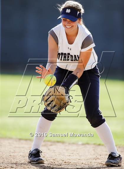 Thumbnail 2 in  Notre Dame (SO)  @ Harvard-Westlake photogallery.
