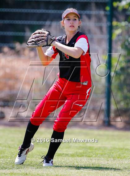 Thumbnail 3 in  Notre Dame (SO)  @ Harvard-Westlake photogallery.